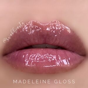 Madeleine Gloss